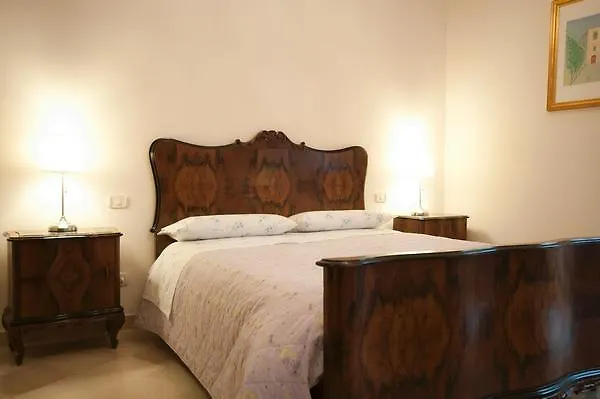 Bed And Breakfast Palazzo Santorelli Bitonto 0*,